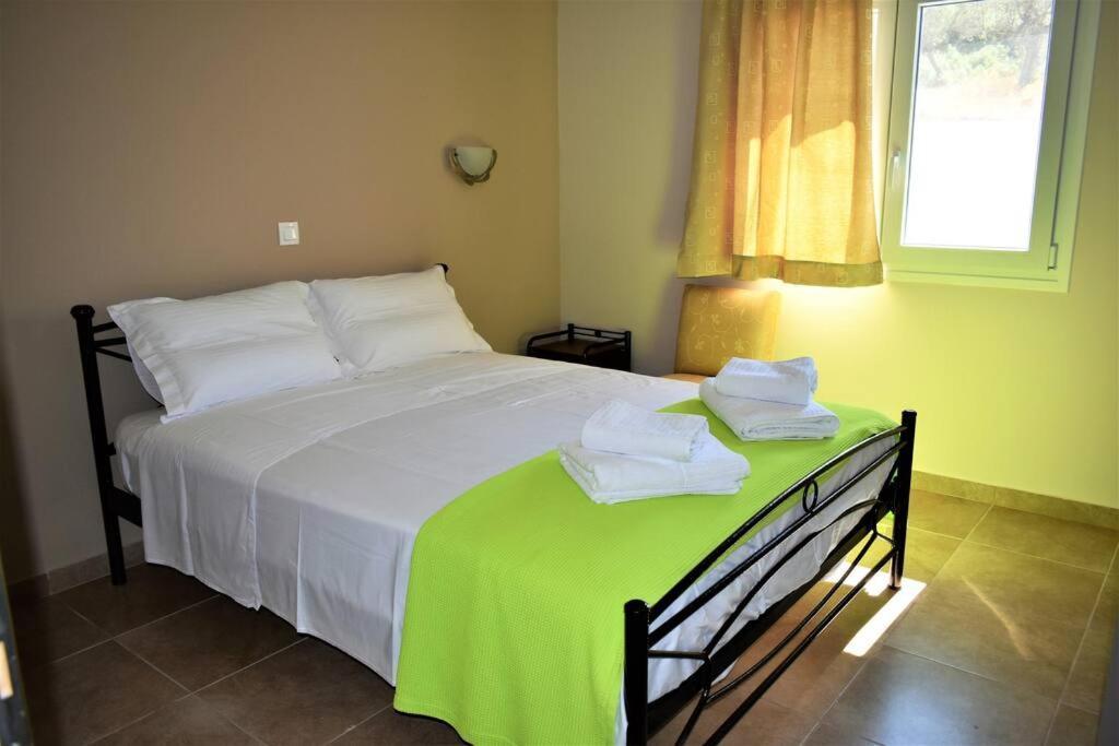 Smailis Apartment 1 Koroni  Ngoại thất bức ảnh